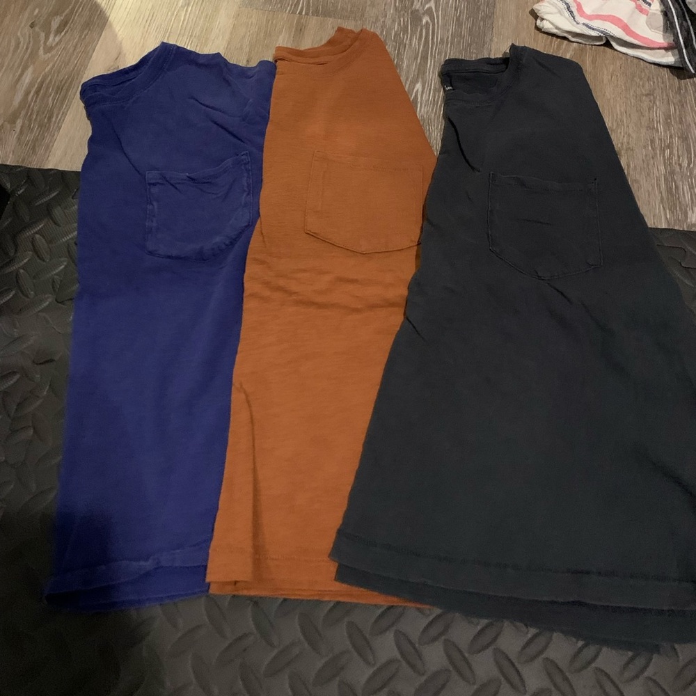 Bundle of boxy pocket tshirts